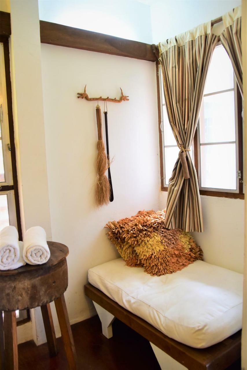 Baan Rare Guesthouse Udon Thani Ngoại thất bức ảnh