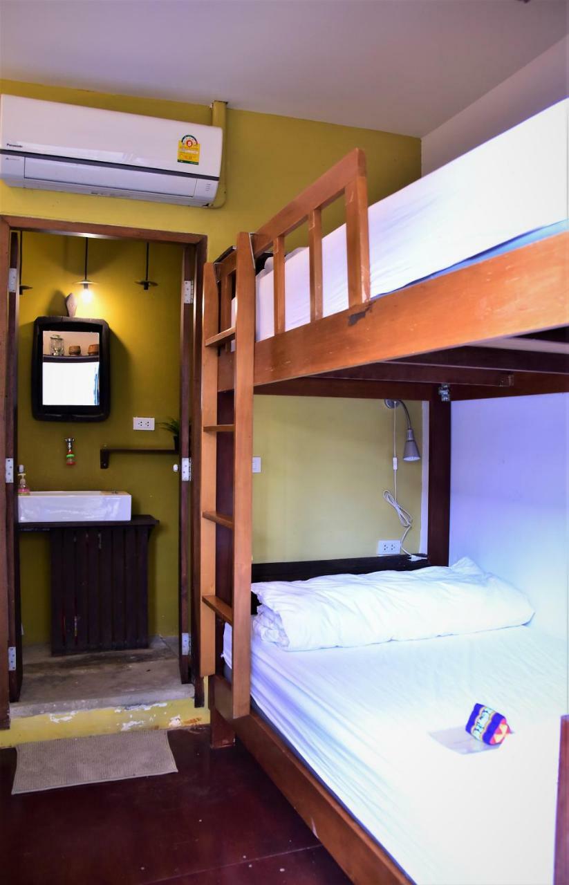 Baan Rare Guesthouse Udon Thani Ngoại thất bức ảnh