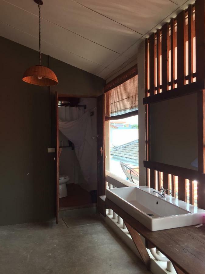 Baan Rare Guesthouse Udon Thani Ngoại thất bức ảnh